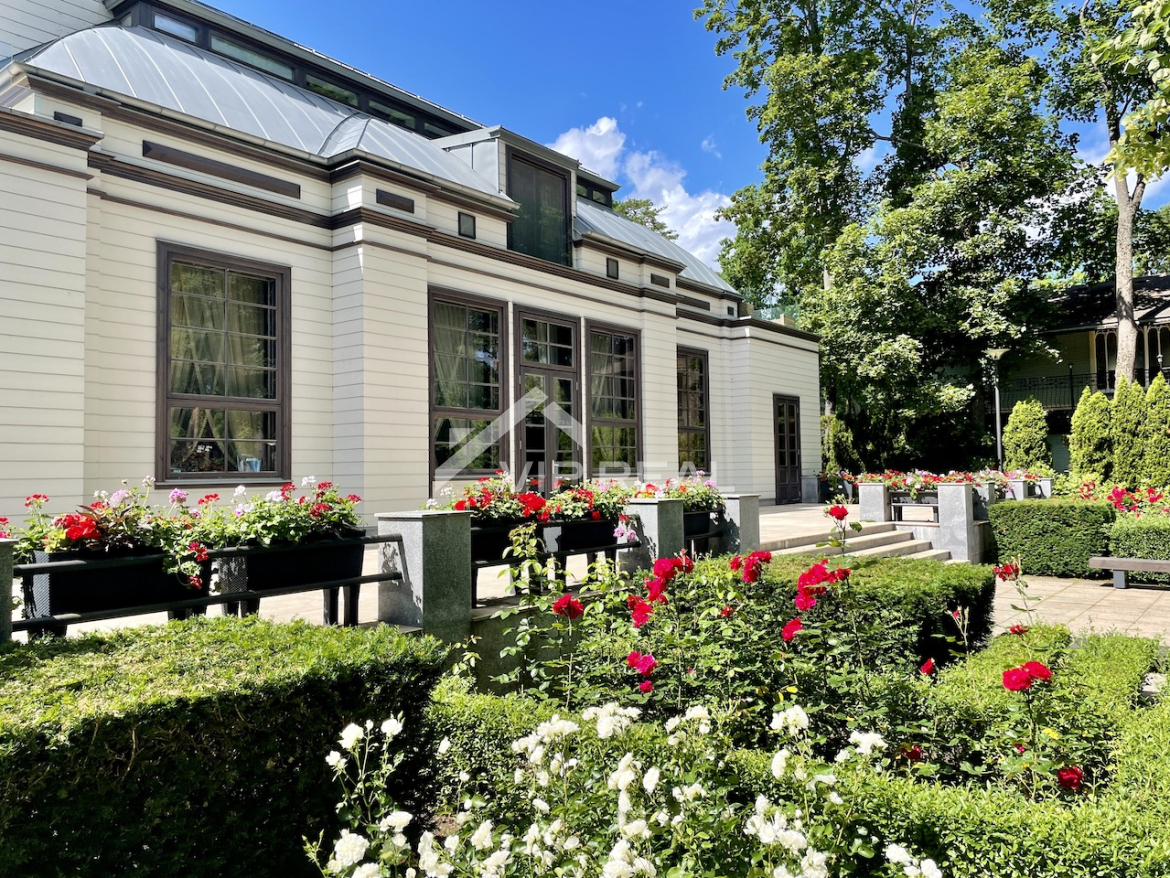 VILLA LIDO