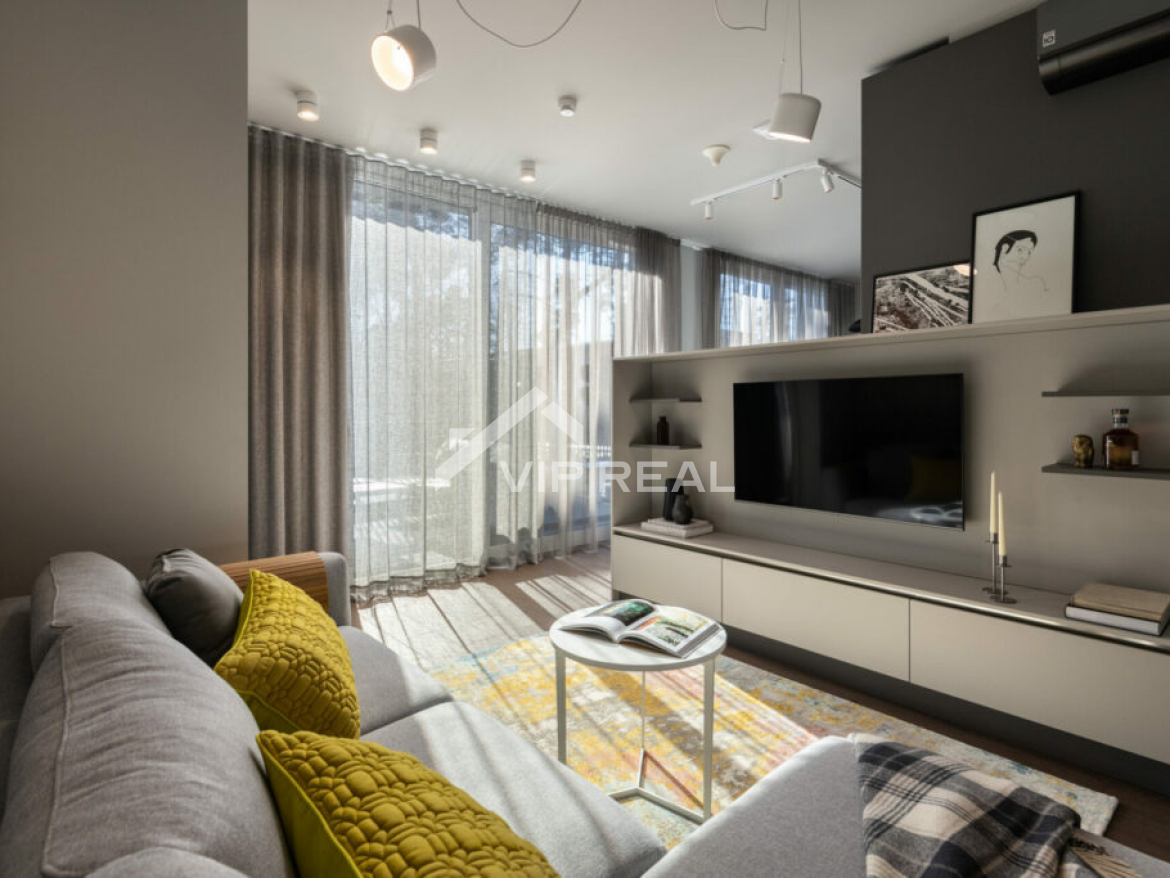 Jauns apartaments Jūrmalas centrā.