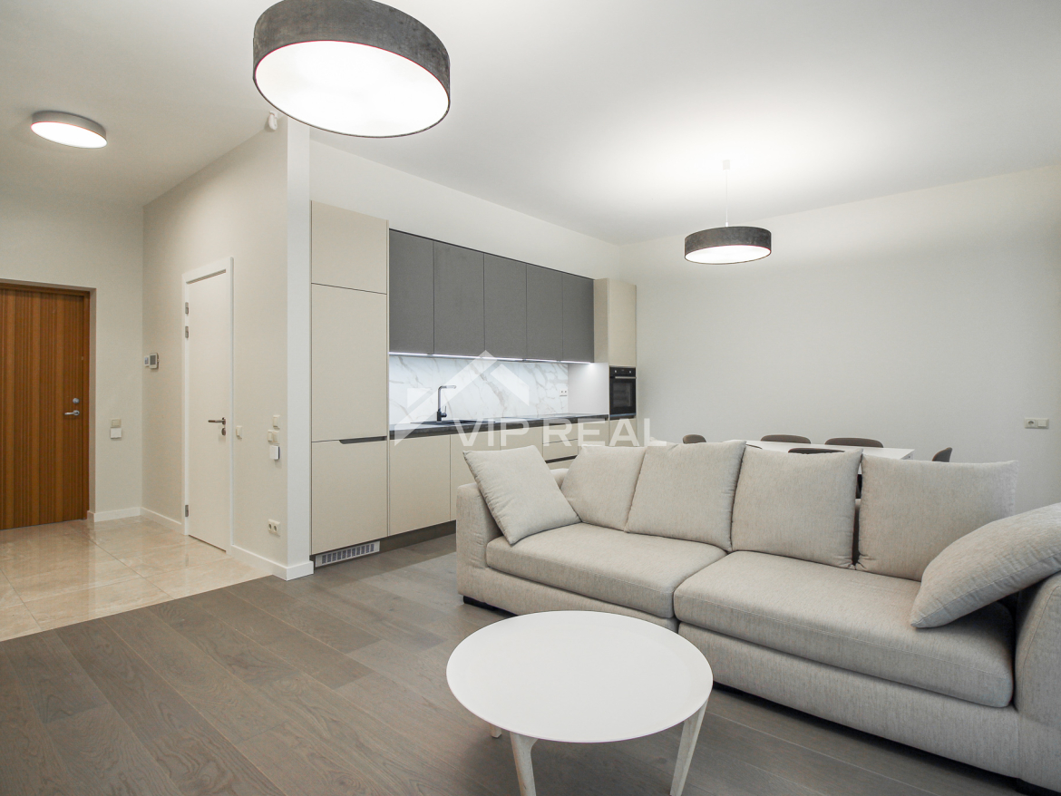 Apartamenti ar terasi 50metru attālumā no jūras.