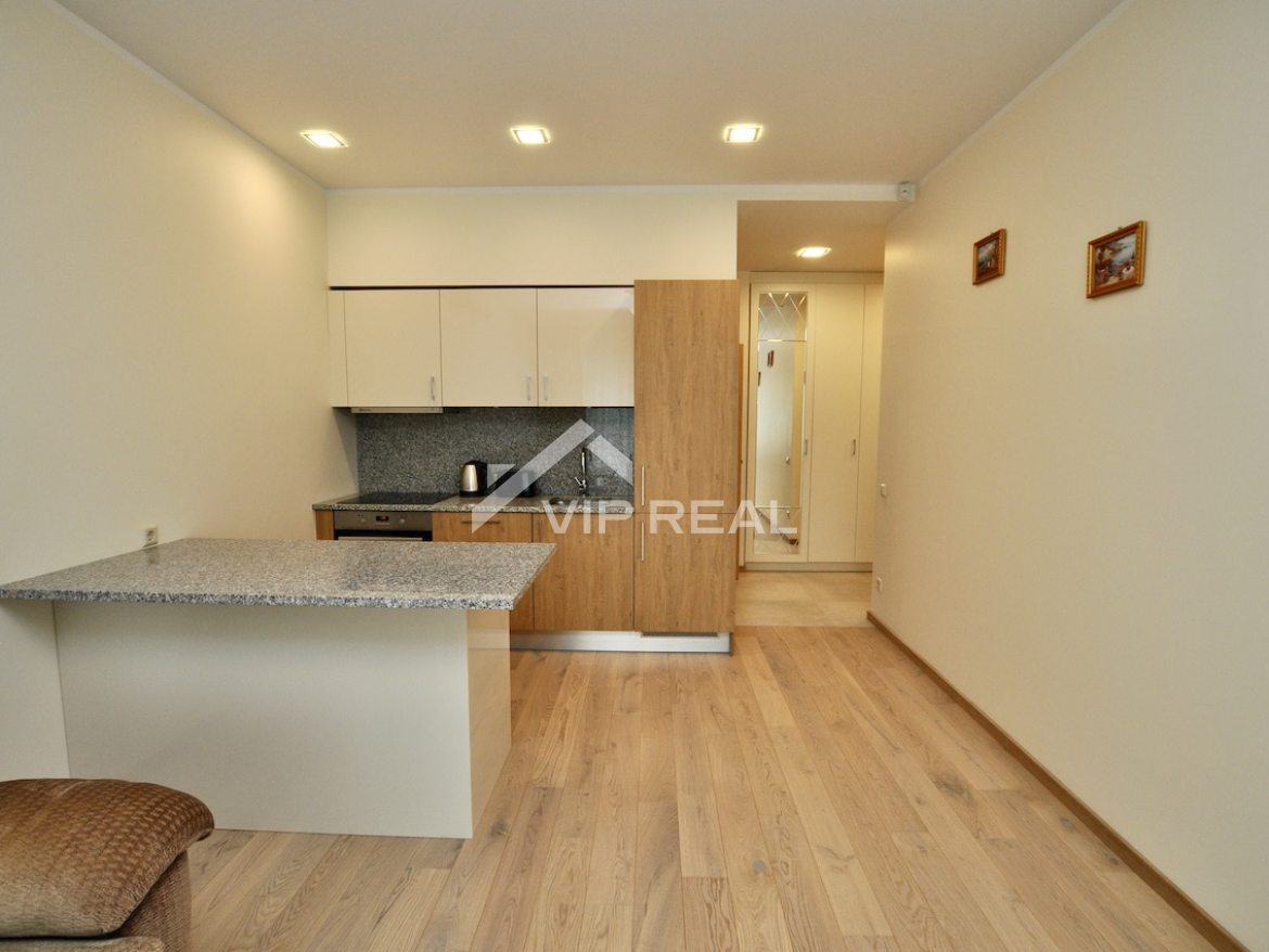 Apartaments netālu no jūras Dubultos