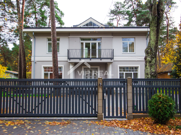 Jauna māja Bulduros.