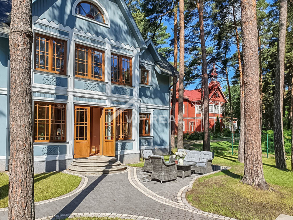 Jauna māja Bulduros.