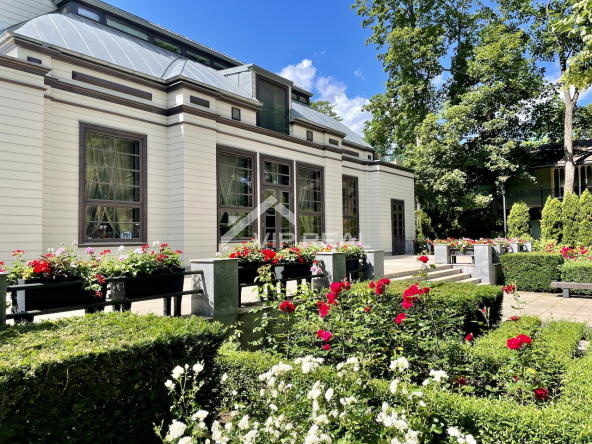 VILLA LIDO