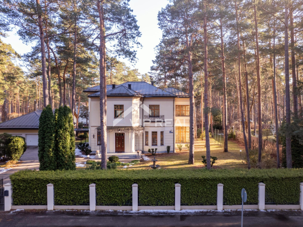 Klasiska stila villa Bulduros.