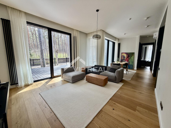 Apartamenti ar terasi un skatu uz priežu parku