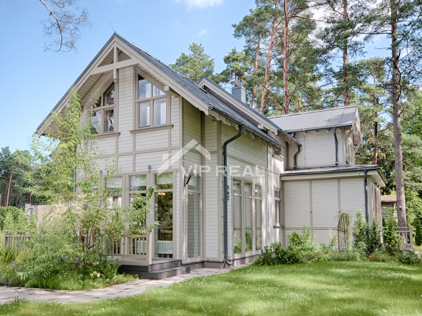 Dvīņu māja Dzintaros.
